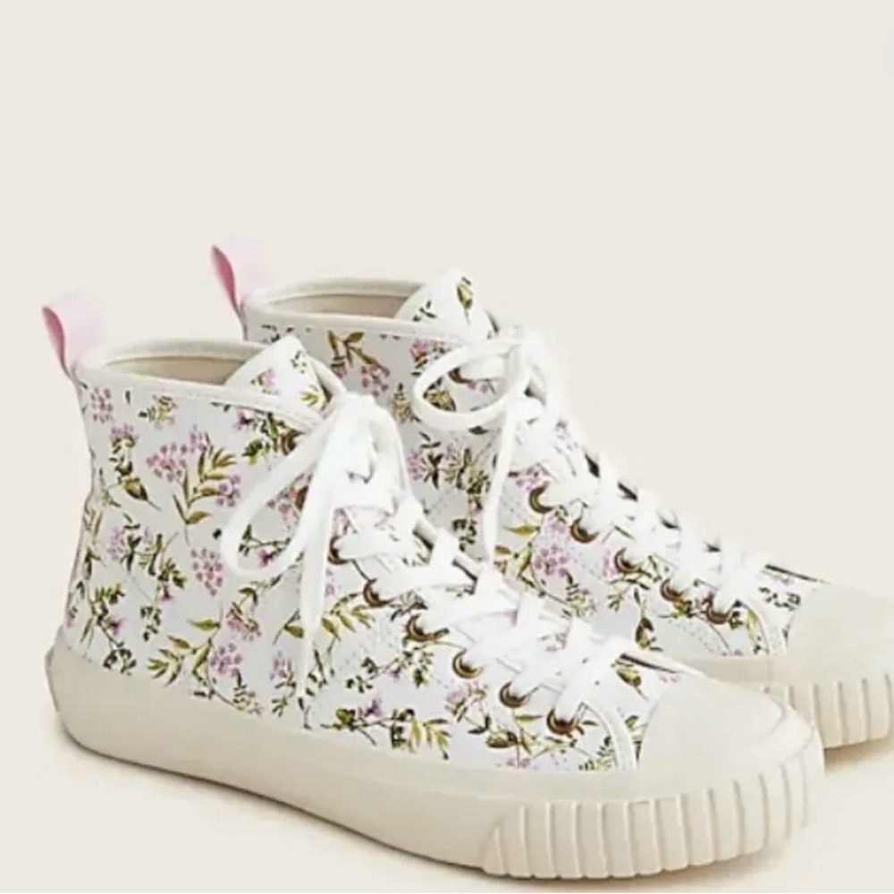 🆕{J.CREW} CLASSIC HIGH-TOP SNEAKERS IN WHISP FLORAL size 7M